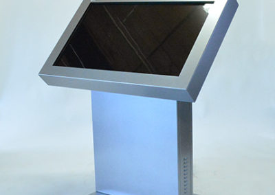 Pedestal Kiosk Large Screen for Interactive for User Experience