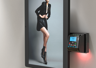 Digital Retail Kiosk for Self-Service With Card Reader