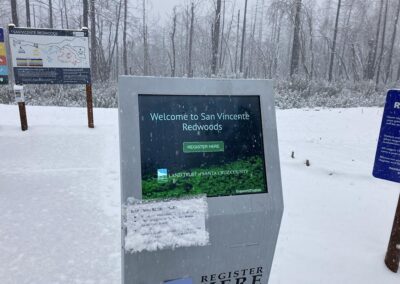 outdoor-self-service-kiosk-interface