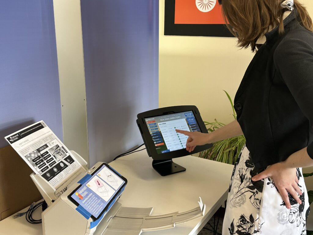Countertop Tablet Kiosk Advanced Kiosks
