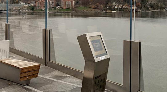Enviro Kiosk for outdoor services