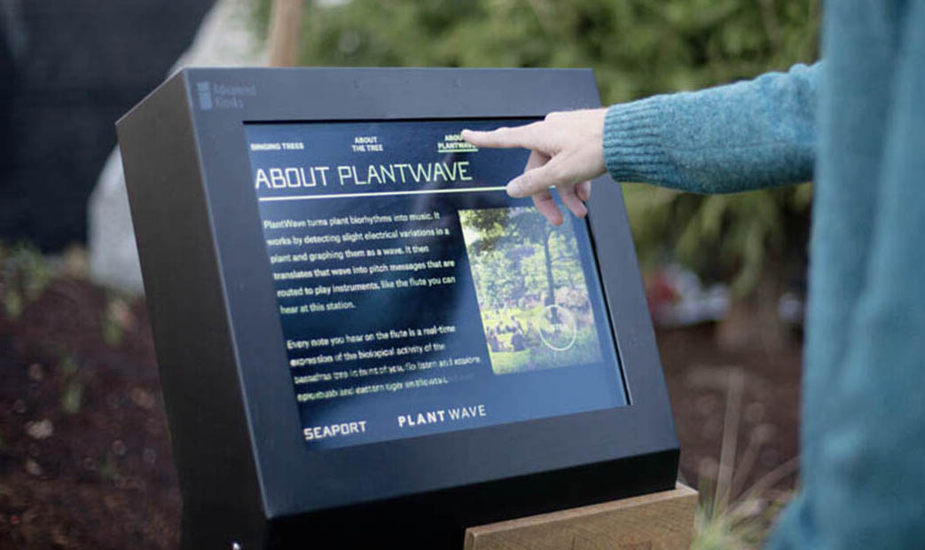 Outdoor Enviro kiosk in action